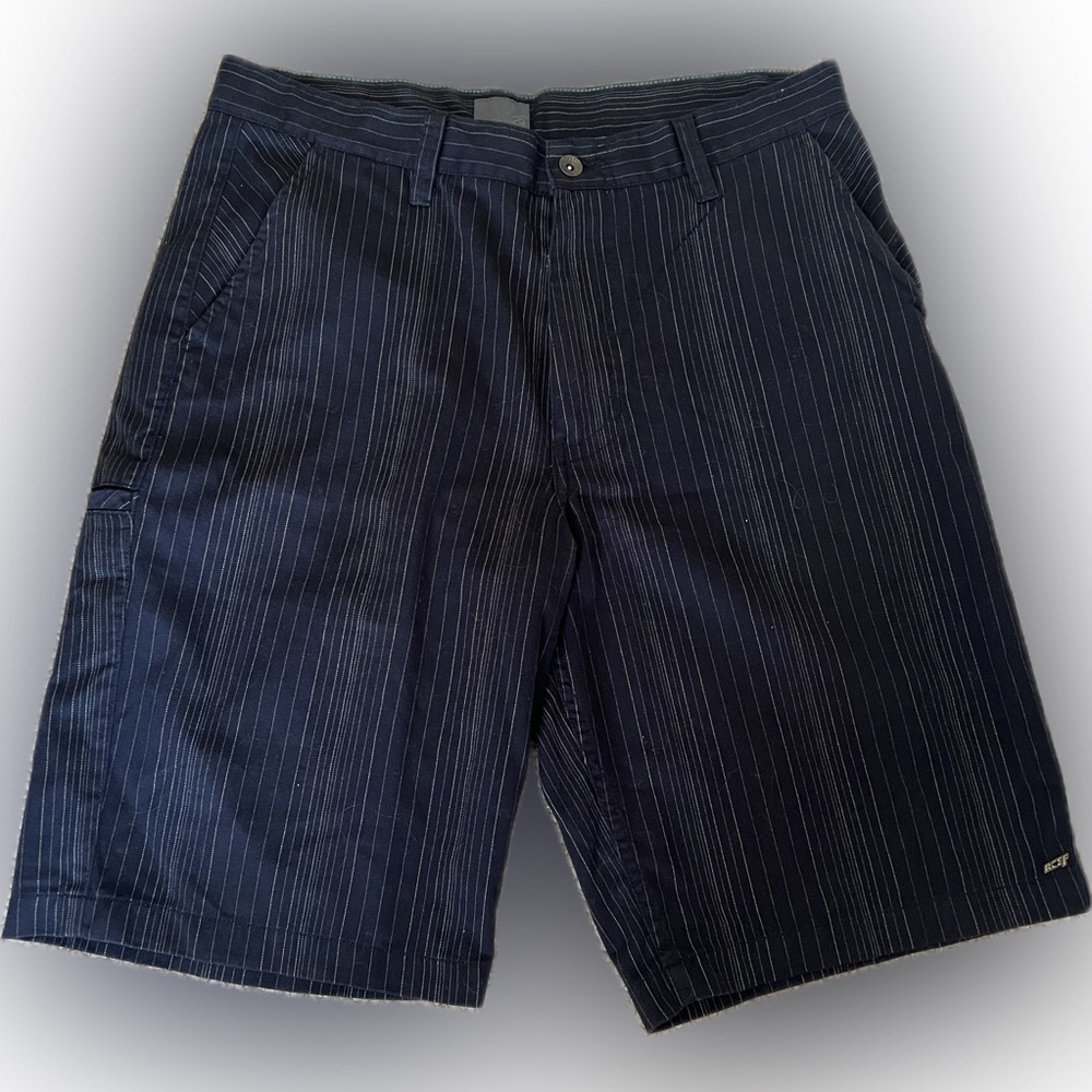 Reef Men's Black Striped Shorts
